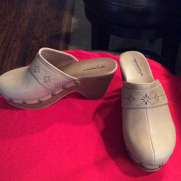 Shoes - Picture 2 of 2